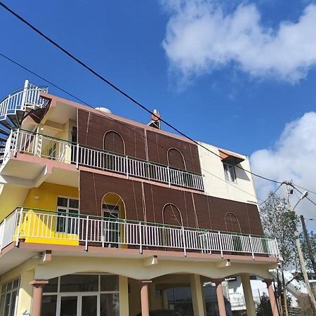 Bano Tourist Residence - 650 Meters From Grand Bay Beach Exterior foto