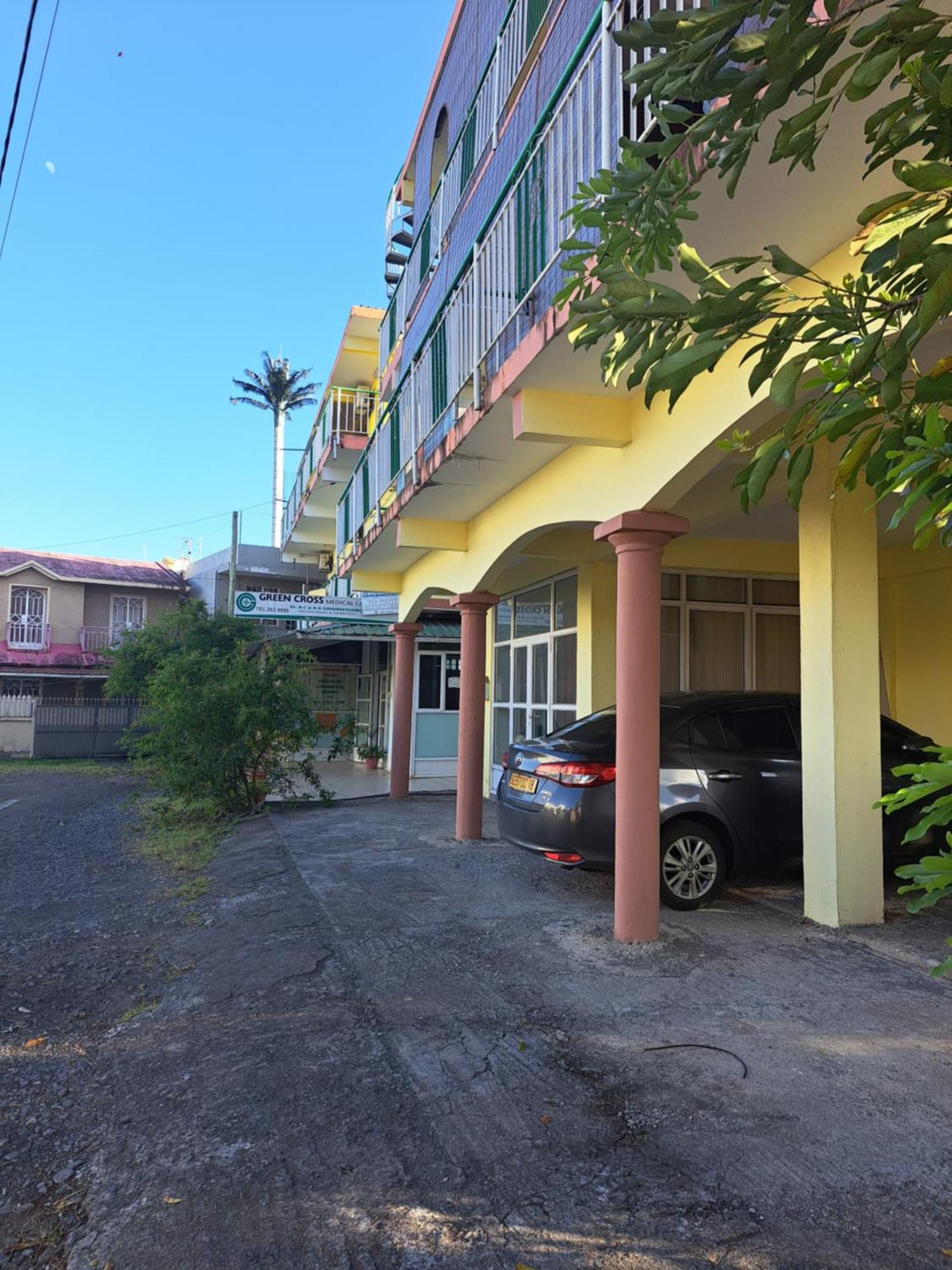 Bano Tourist Residence - 650 Meters From Grand Bay Beach Exterior foto