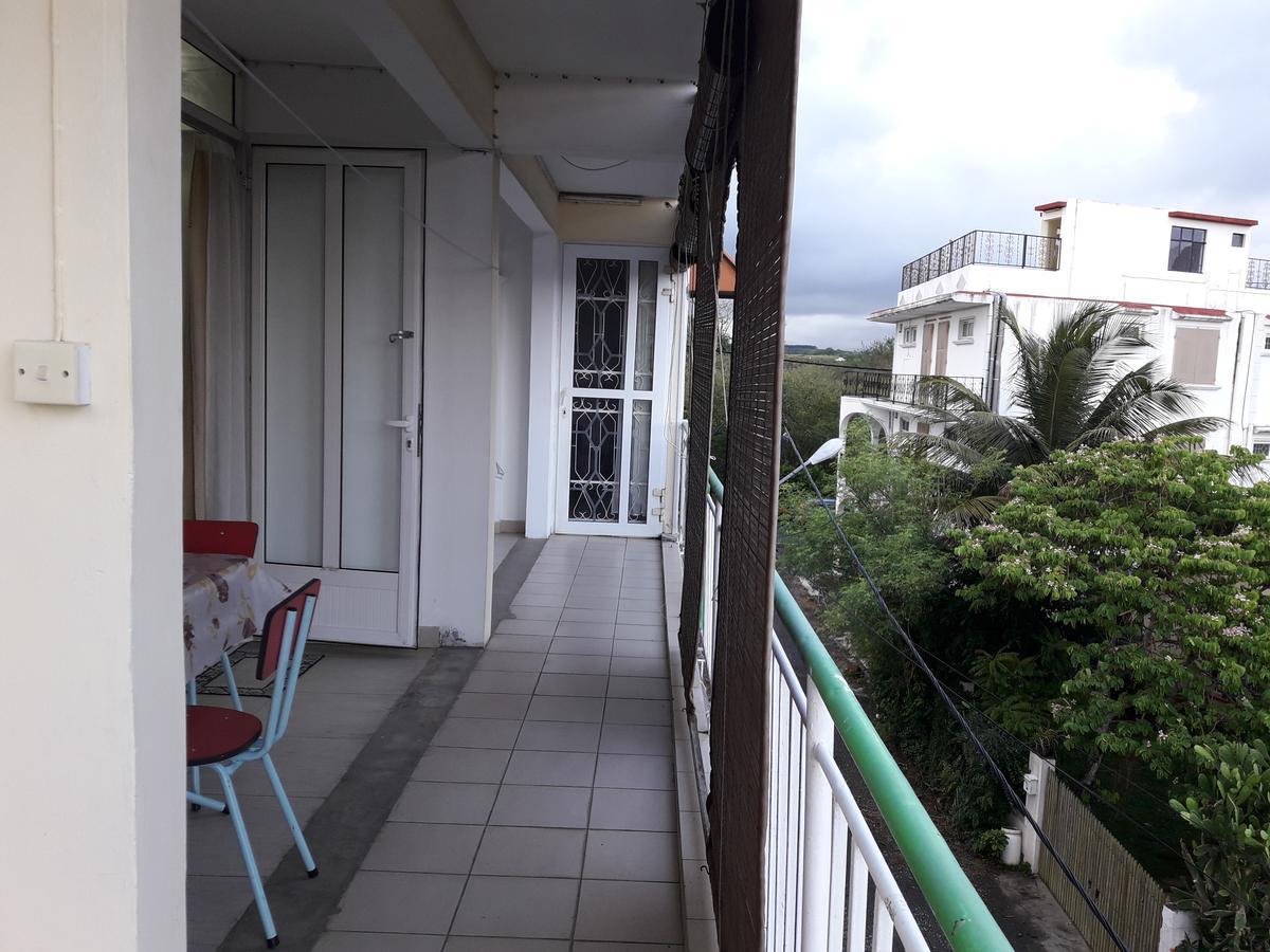 Bano Tourist Residence - 650 Meters From Grand Bay Beach Exterior foto